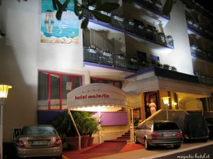 Inngangen til hotellet