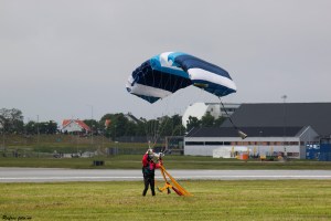 Fallskjermhopping oppvisning